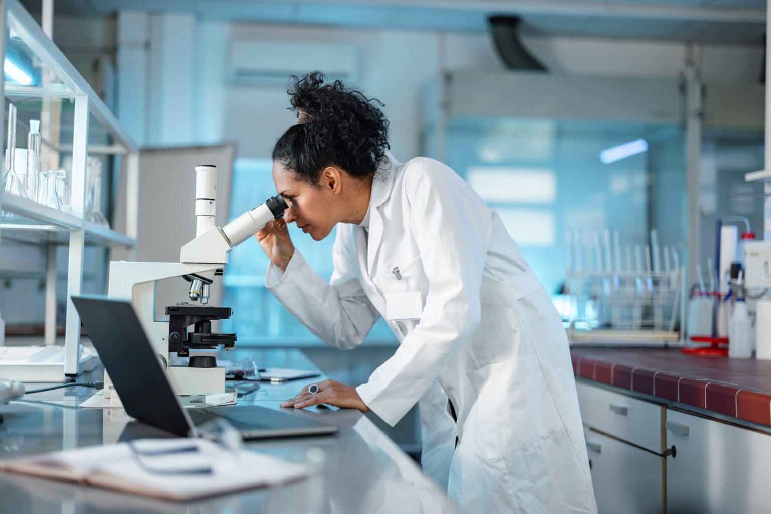 What Do Pharmaceutical Scientists Do 6 Responsibilities what-do-pharmaceutical-scientists-do-6-responsibilities