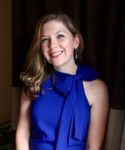 Population Health PhD alumna Dr. Arielle Scoglio poses for a photo.