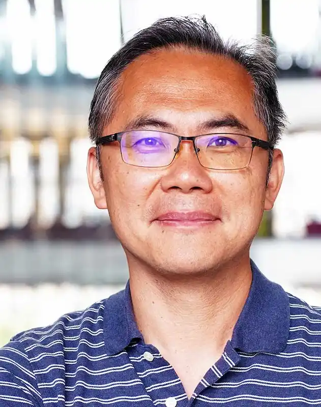 Professor Sheng Che Yen, Northeastern University